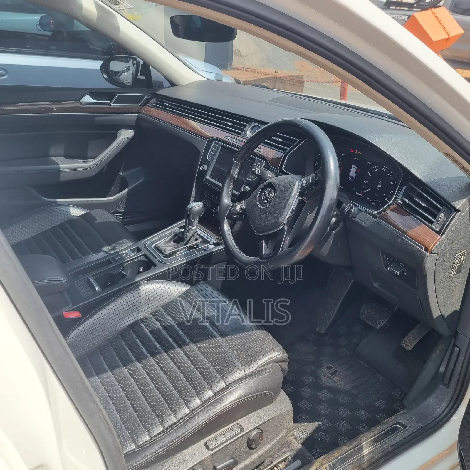 Volkswagen Passat 2017 White