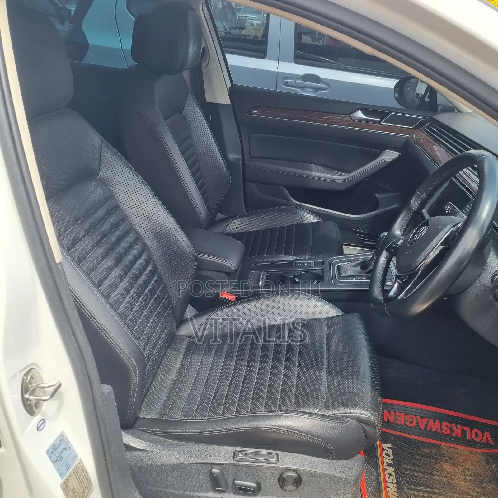 Volkswagen Passat 2017 White