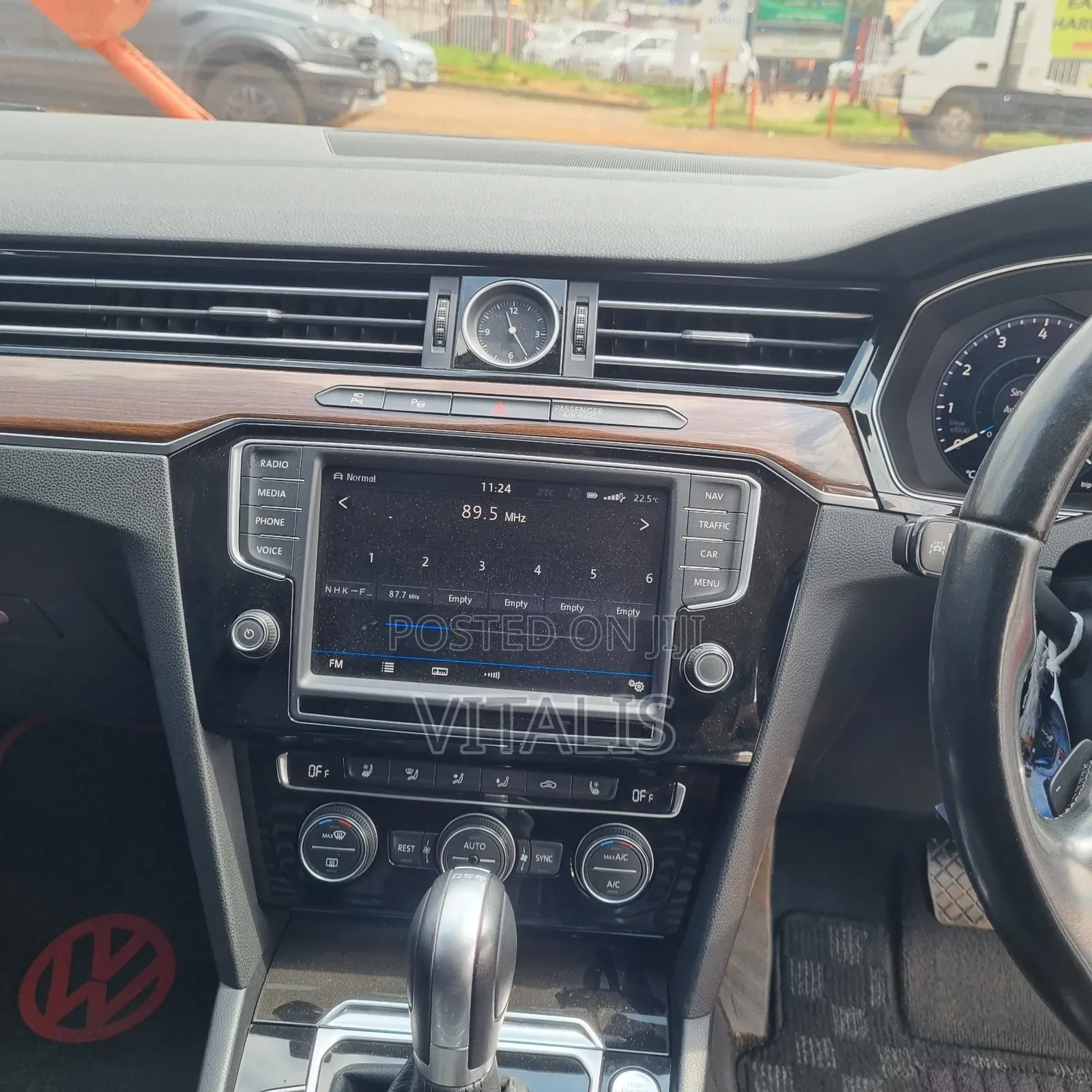 Volkswagen Passat 2017 White