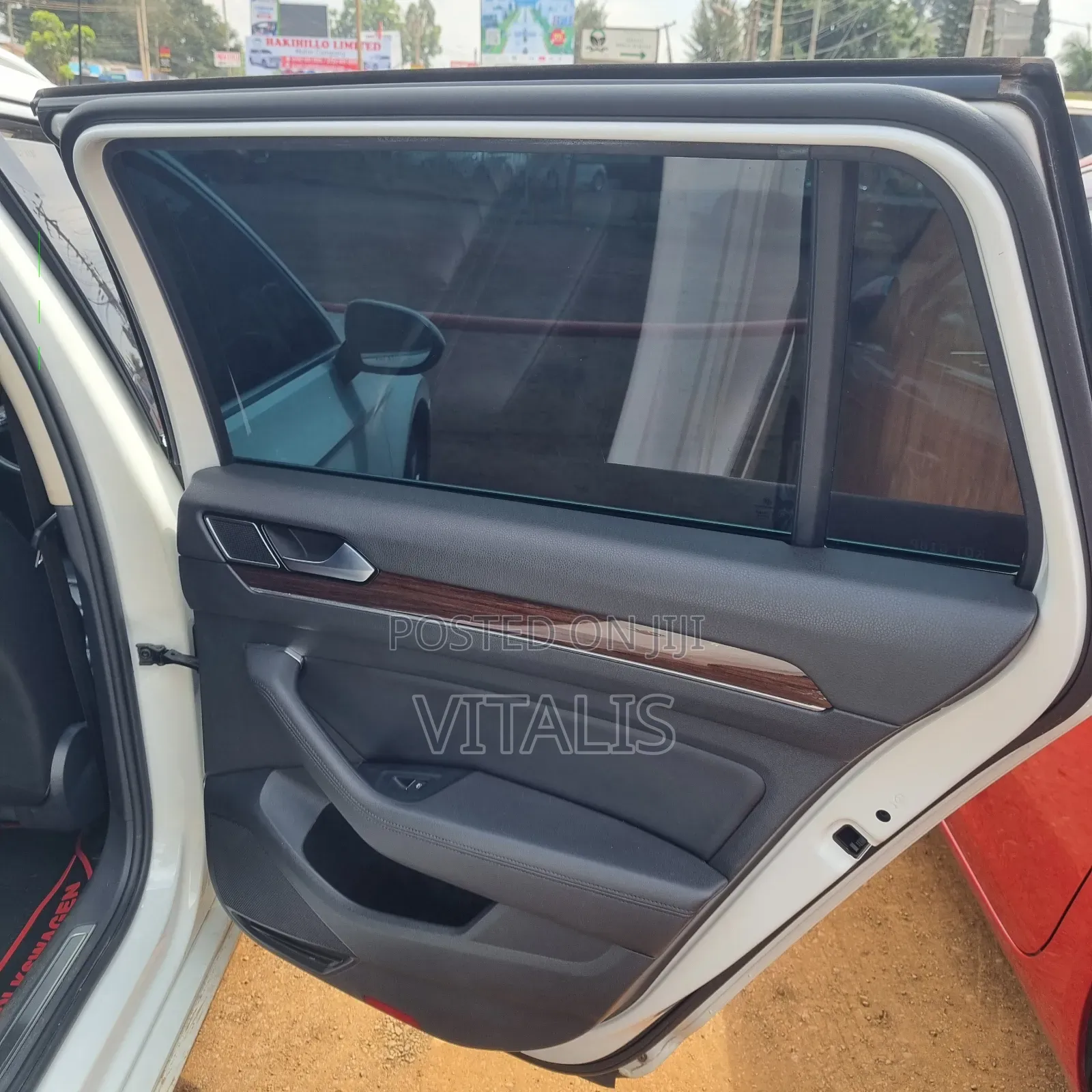 Volkswagen Passat 2017 White