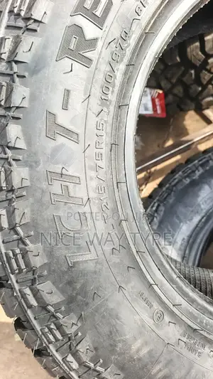 215/75r15 LCH M/T