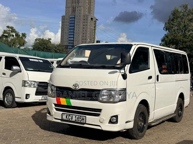 Toyota HiAce 2013 White - thumbnail 2