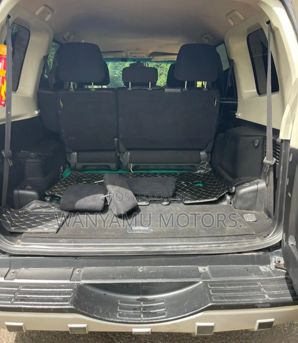 Mitsubishi Pajero 2013 Black