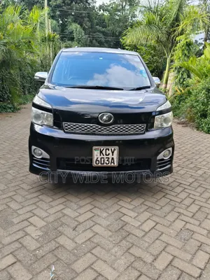 Toyota Voxy 2013 Black