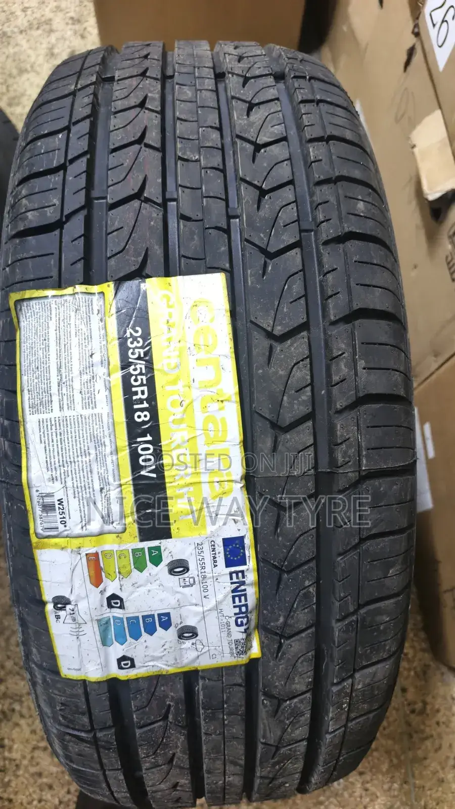 235/55r18 Centara