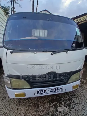 Toyota Dyna 2002 Silver