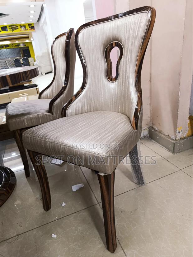 Executive Round 6-Seater Dining Table Set. Countrywide Delivery!  - thumbnail 4