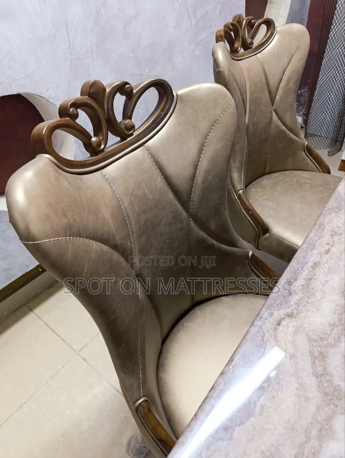 Exquisite Dining Table Set. Marble Top Table+ 6 Pure Leather Seats.