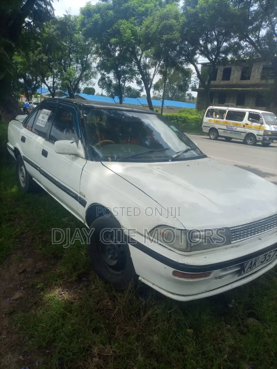 Toyota Corona 2001 White