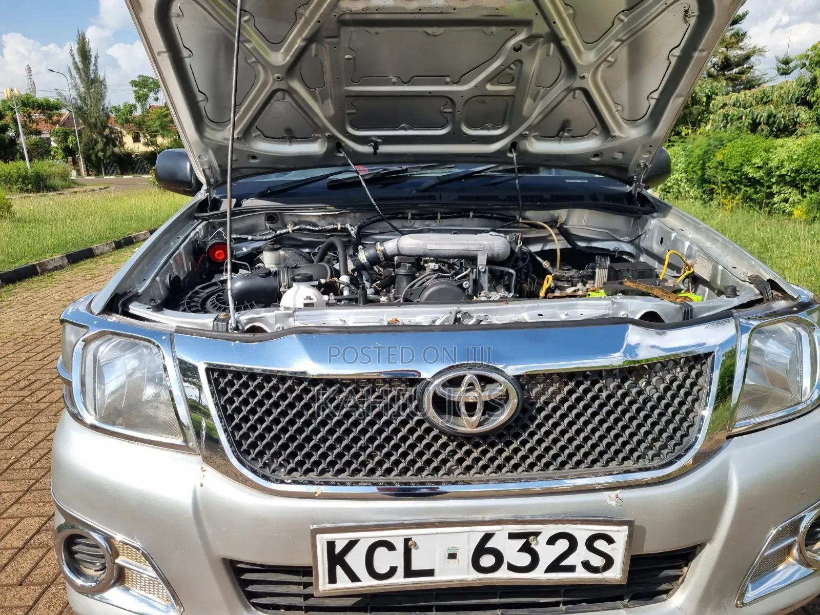 Toyota Hilux 2010 Silver