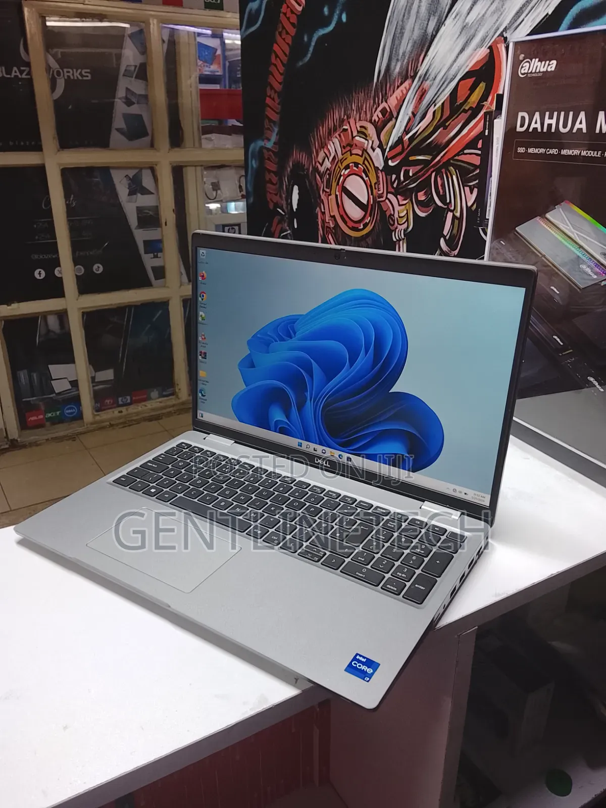 Laptop Dell Latitude 5520 8GB Intel Core i7 HDD 500GB