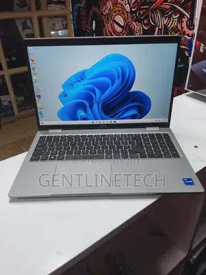 Laptop Dell Latitude 5520 8GB Intel Core i7 HDD 500GB