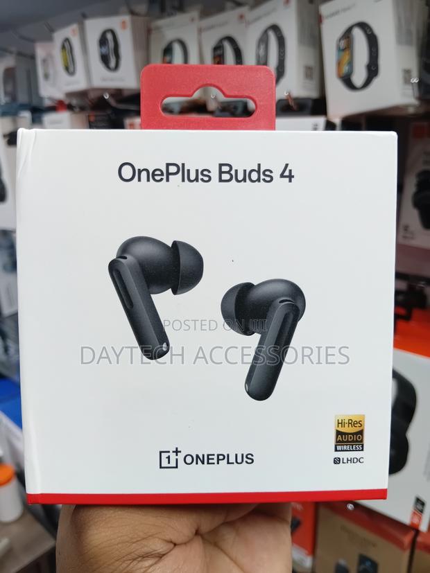 These Are Black Oneplus Buds 4 Wireless Earbuds. - thumbnail 3
