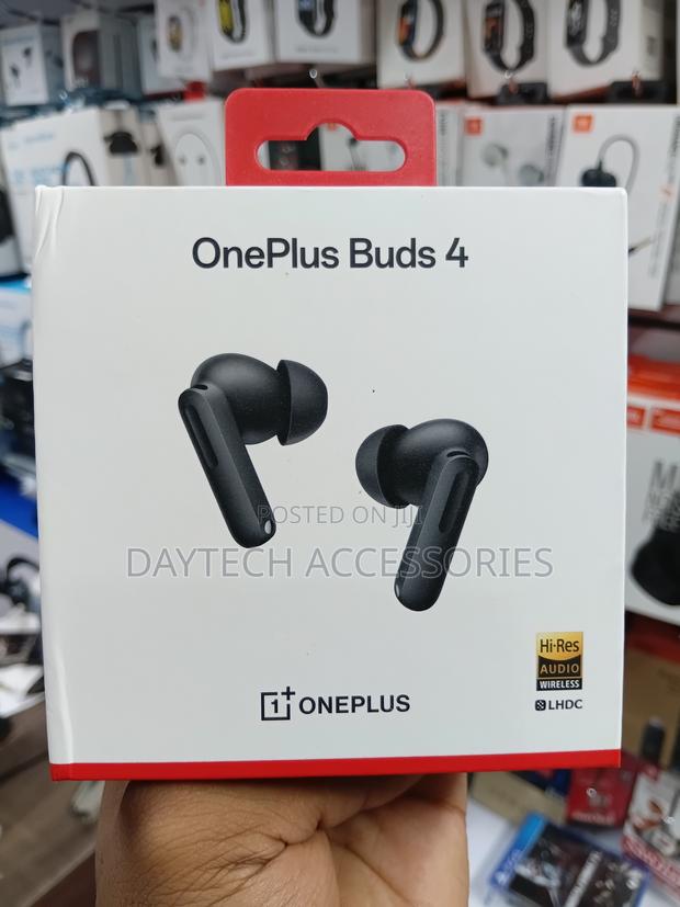 The Oneplus Buds 4 Are 2025/2026 Model Earbuds - thumbnail 2