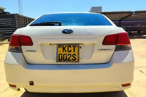Subaru Legacy 2012 White