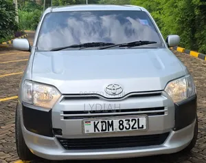 Toyota Succeed SV Premium 2016 Silver