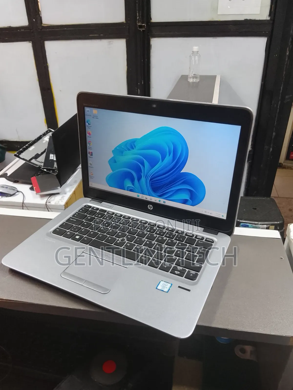 Laptop HP EliteBook 820 G3 8GB Intel Core i5 SSD 256GB