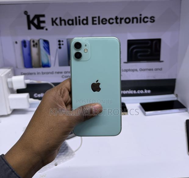 Apple iPhone 11 128 GB Green - thumbnail 3