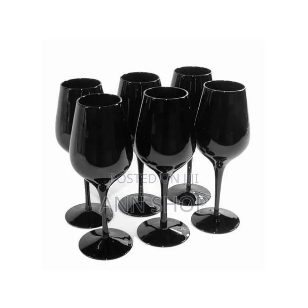 Black Wine Glasses