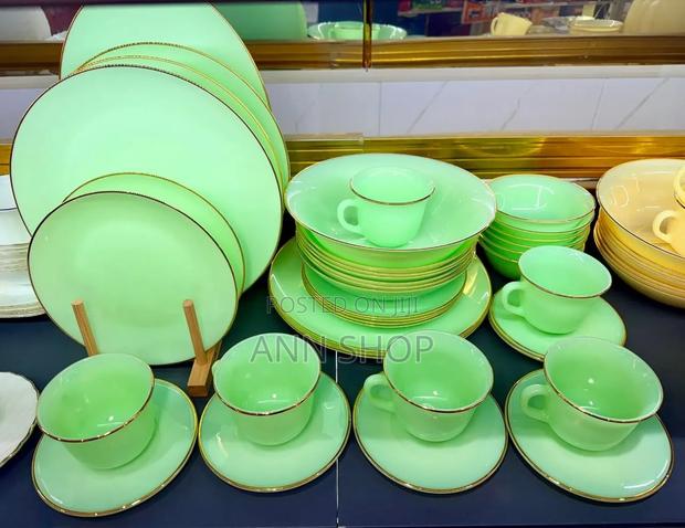 Green Dinner Set
