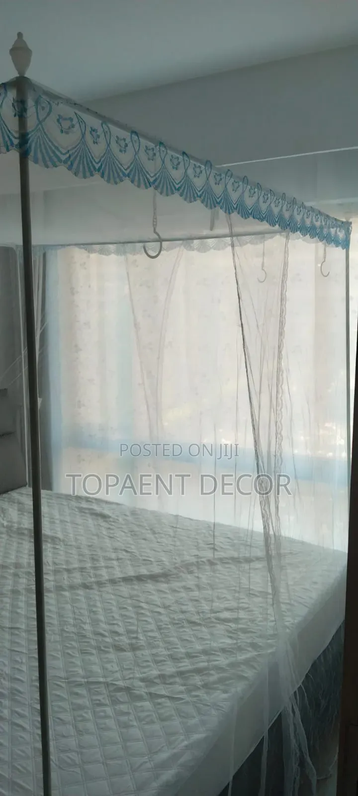 Kids Buzz Free 4 Stand White Mosquito Net