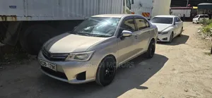 Toyota Axio 2015 Gold