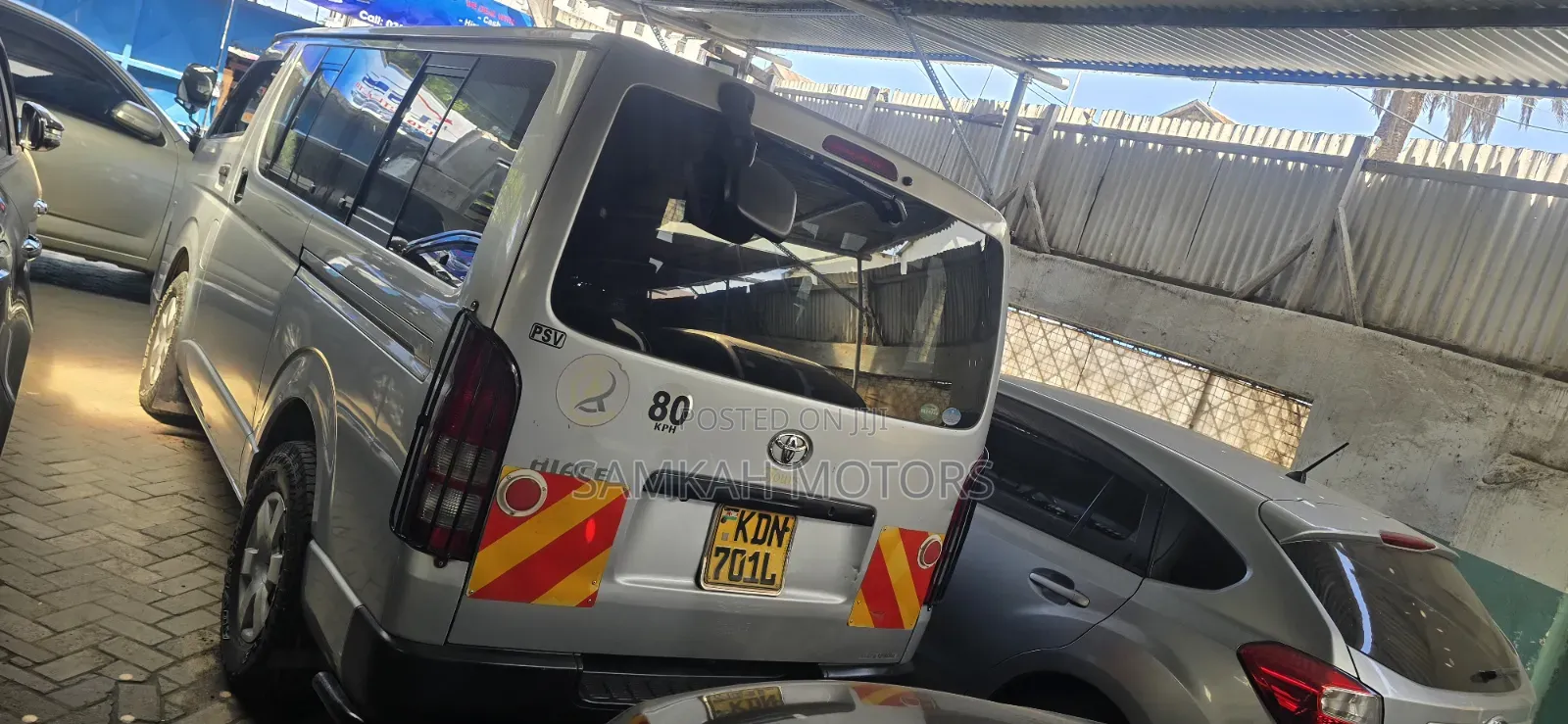 Toyota HiAce 2017 Silver