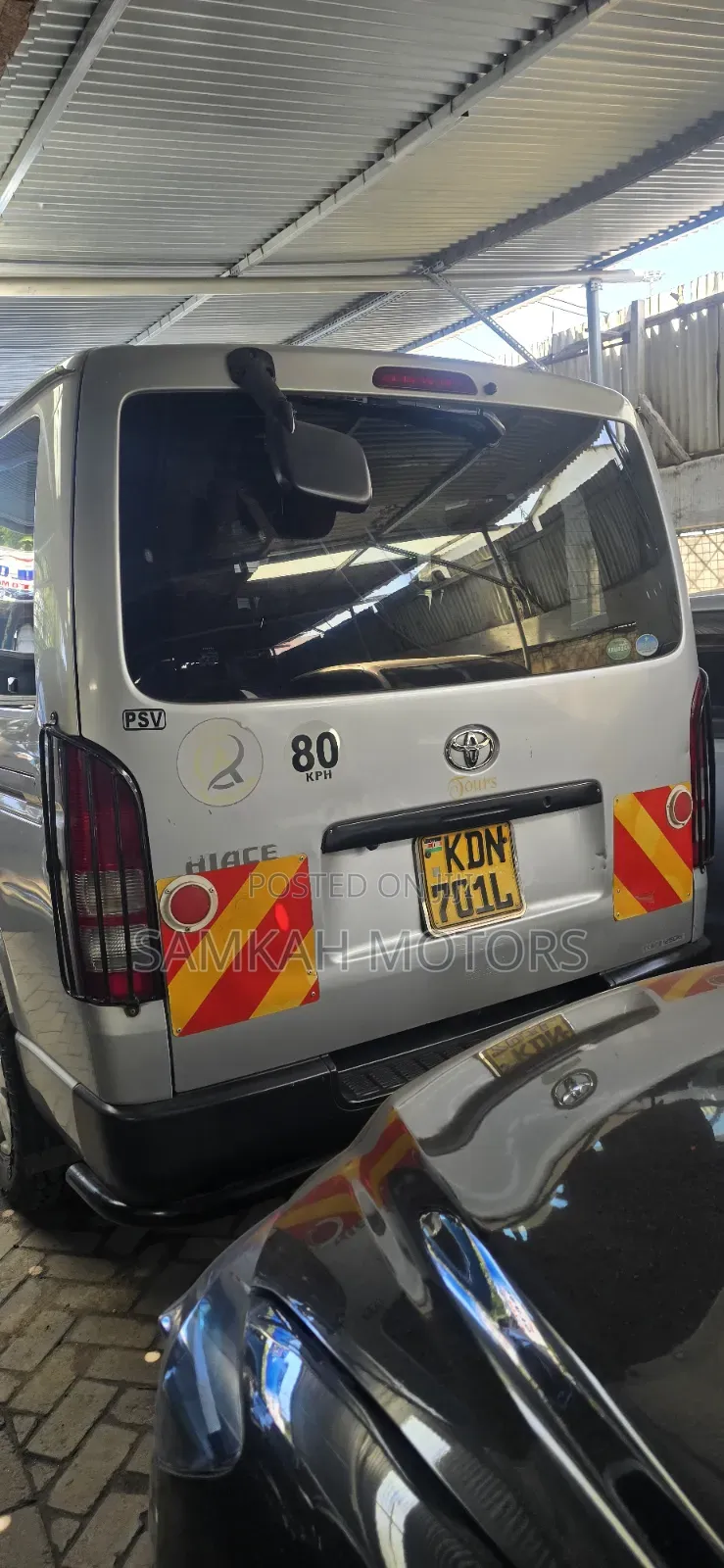 Toyota HiAce 2017 Silver