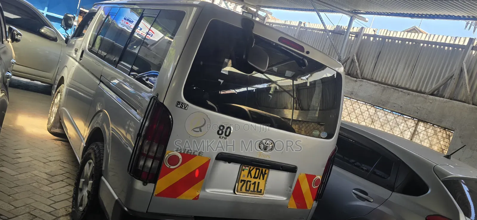 Toyota HiAce 2017 Silver