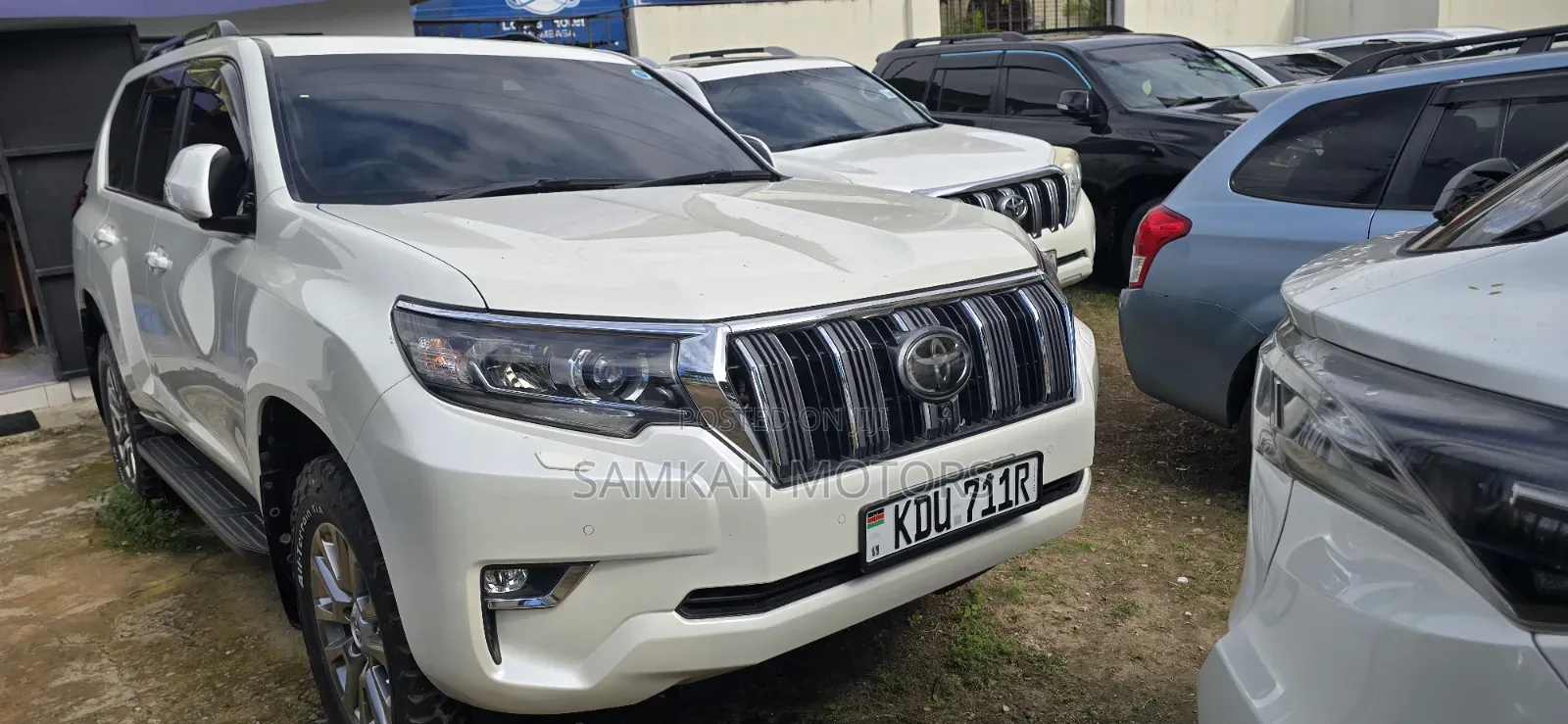 Toyota Land Cruiser Prado 2019 White