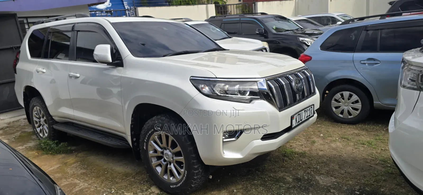 Toyota Land Cruiser Prado 2019 White