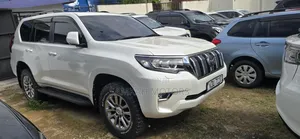 Toyota Land Cruiser Prado 2019 White