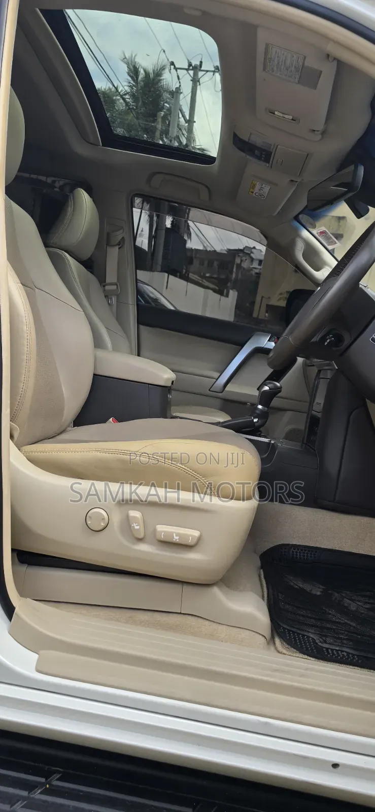 Toyota Land Cruiser Prado 2019 White