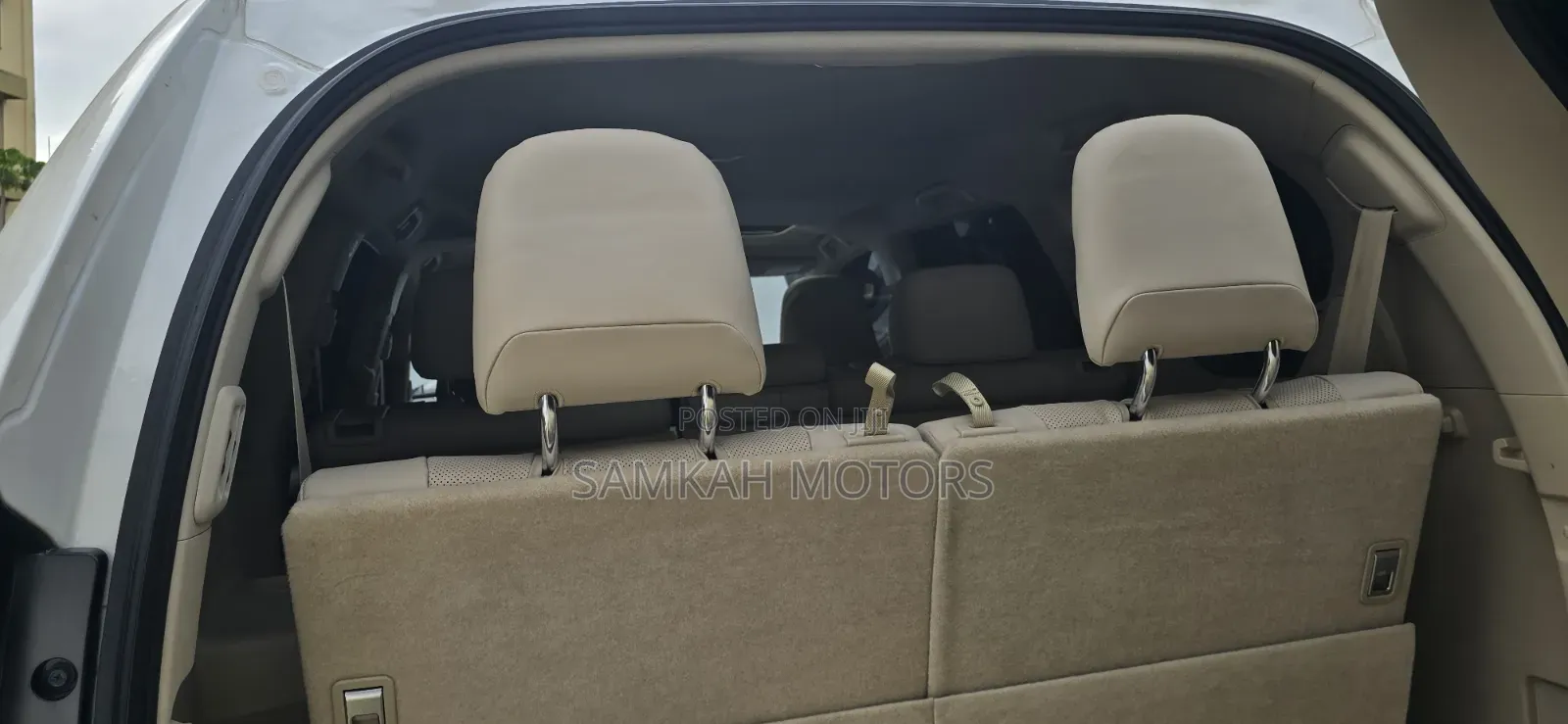 Toyota Land Cruiser Prado 2019 White