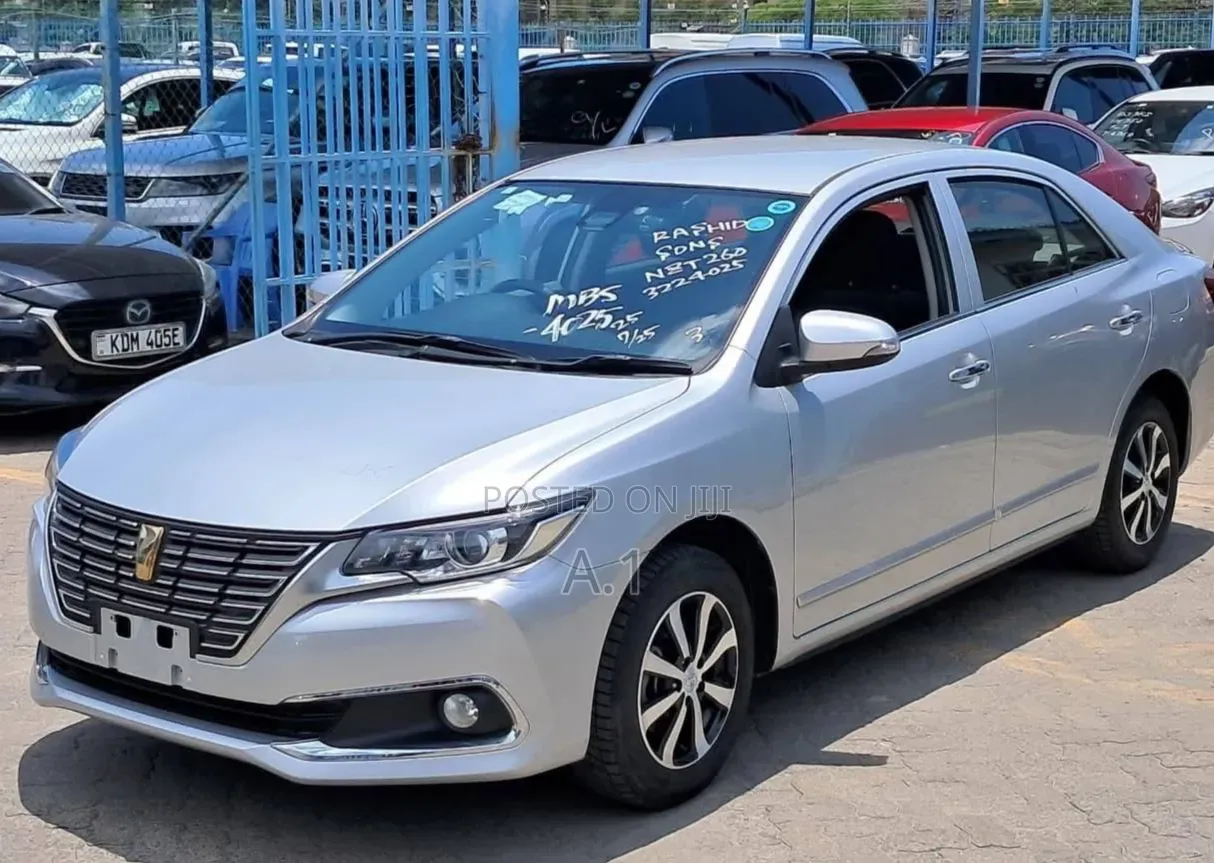 Toyota Premio 1.5 FWD 2019 Silver