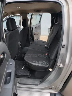 Isuzu D-MAX 2021 Beige