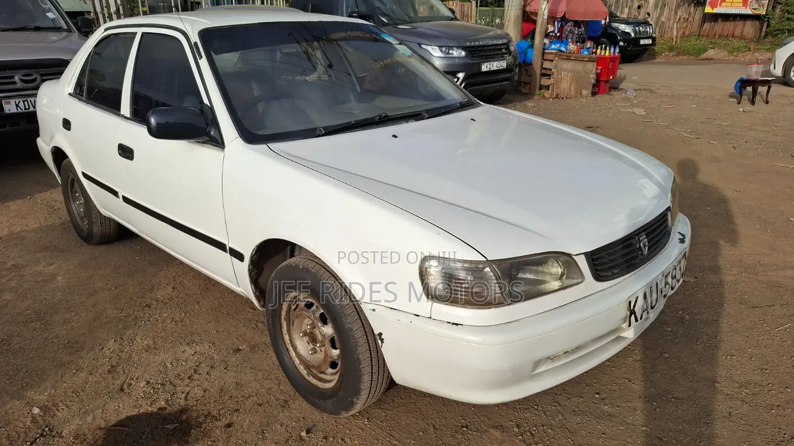 Toyota Corolla 2000 White