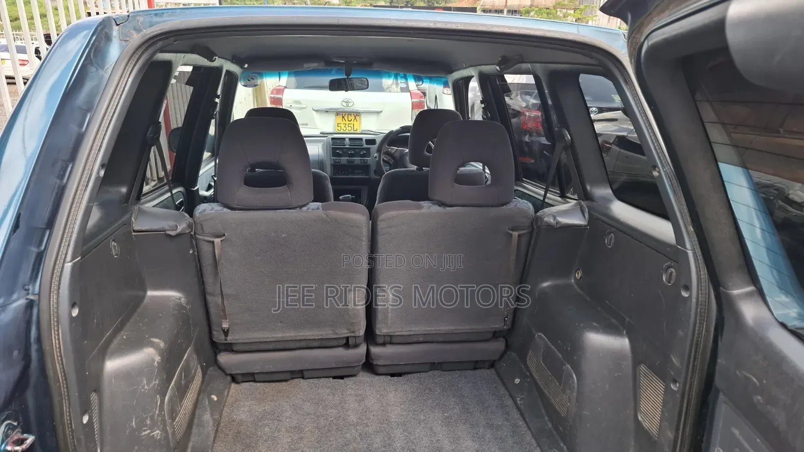 Toyota RAV4 Automatic 2000 Blue