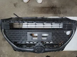 Toyota Sienta Grille 2018