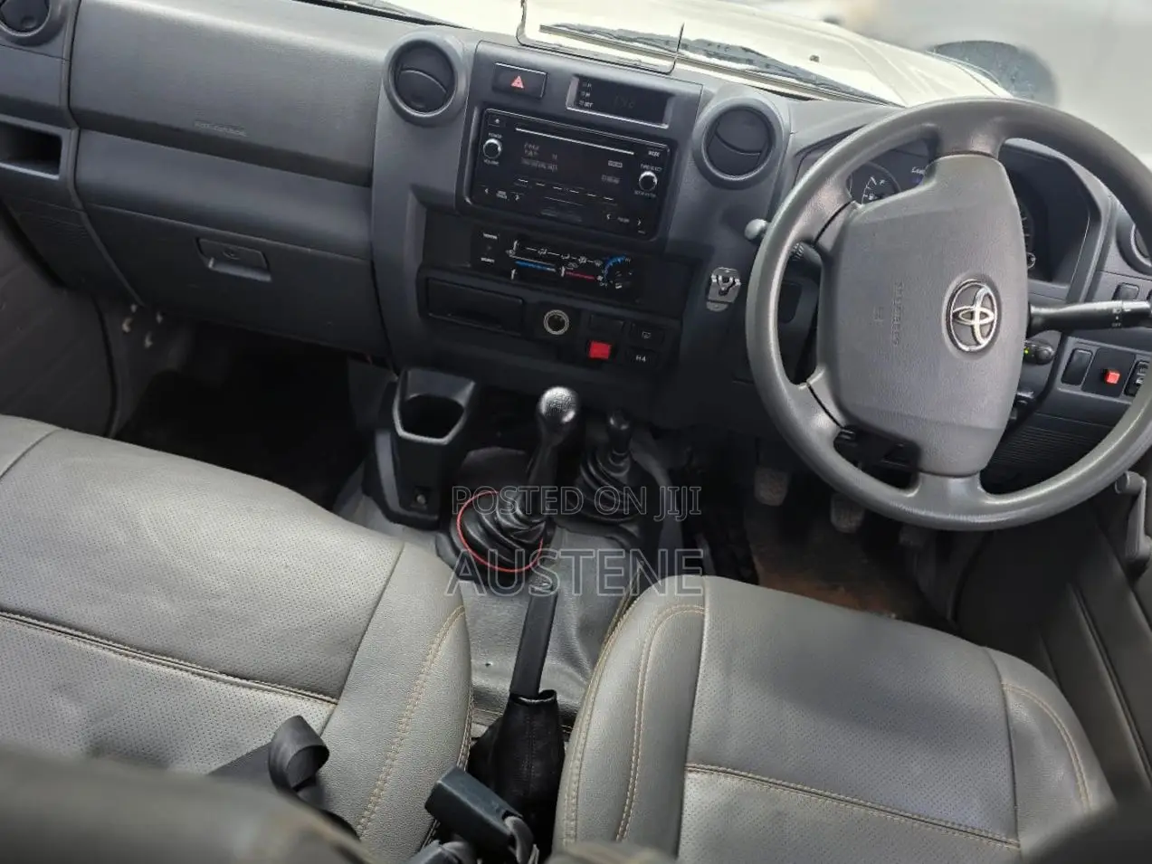 Toyota Land Cruiser 2016 White