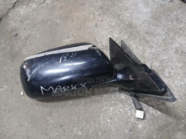 Mark X 2006 Sidemirror Without Blinker - main view