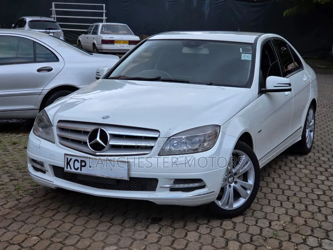 Mercedes-Benz C200 2011 White