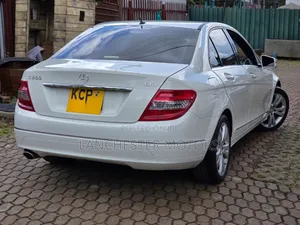 Mercedes-Benz C200 2011 White