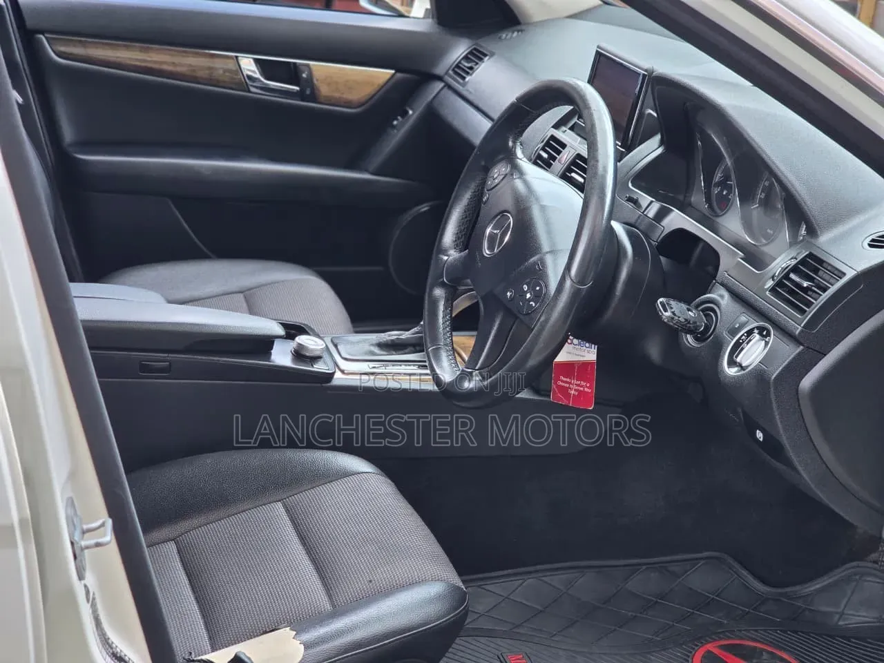 Mercedes-Benz C200 2011 White