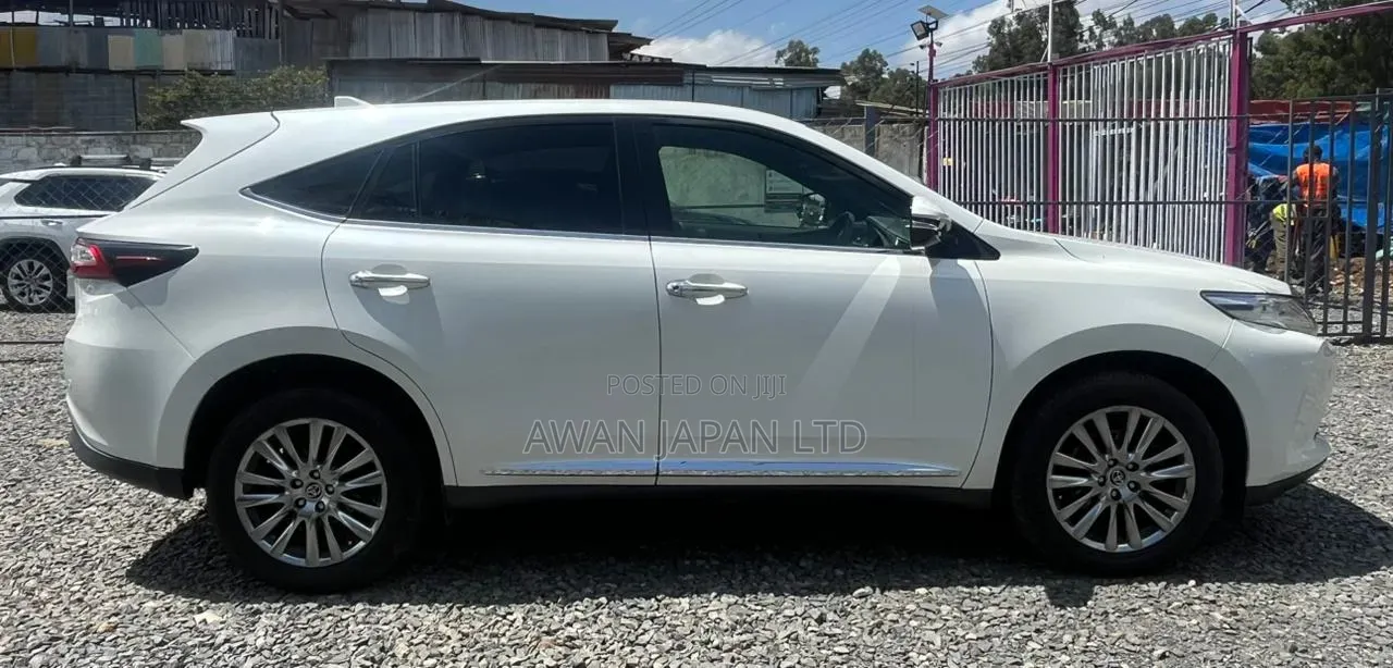 Toyota Harrier 2019 White