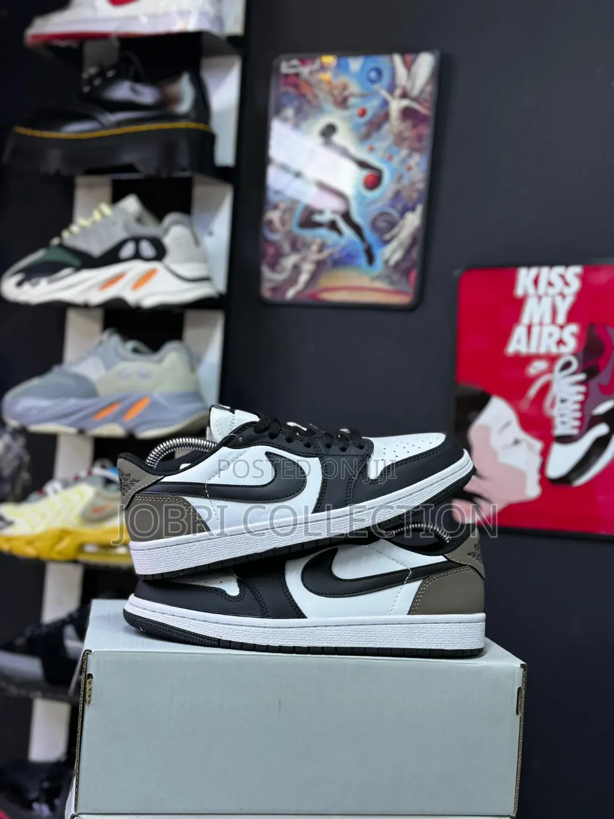Nike Air Jordan 1 Low Og "Mocha" Sneakers