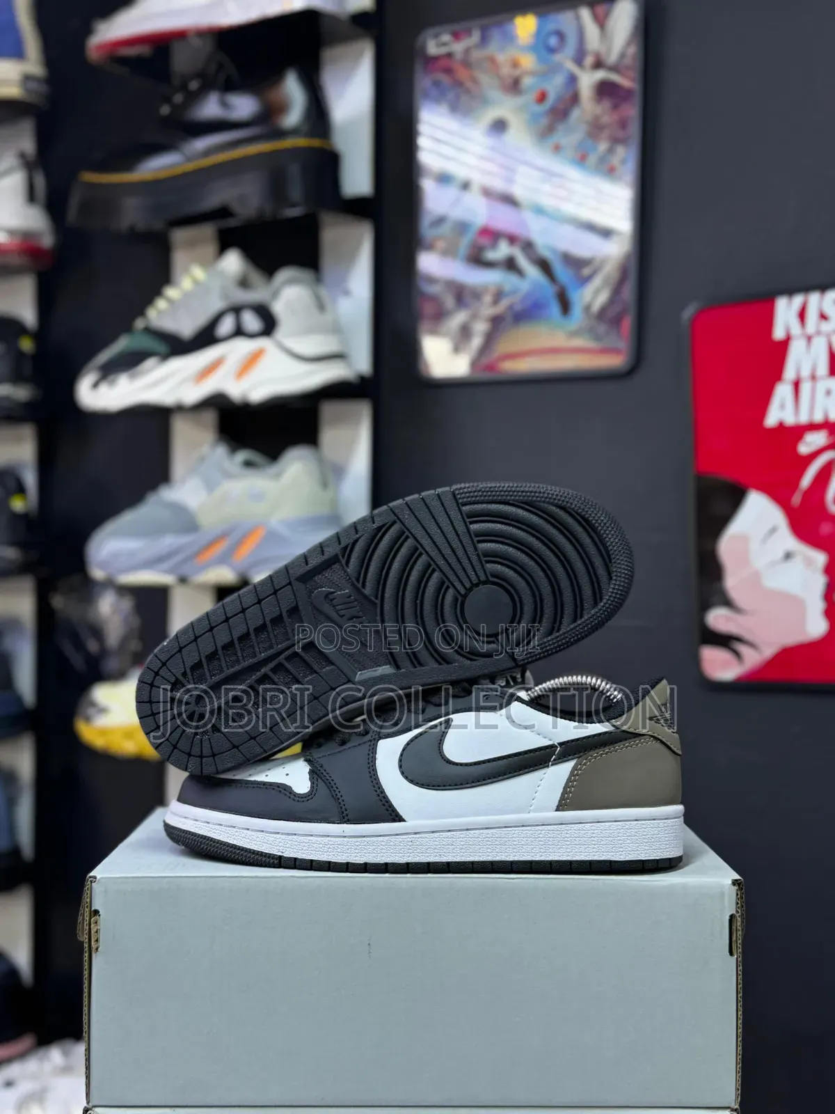 Nike Air Jordan 1 Low Og "Mocha" Sneakers