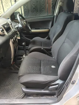 Toyota IST 2003 Silver