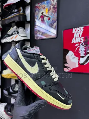 Nike Air Jordan 1 Retro Low Og X Nigel Sylvester Sneakers