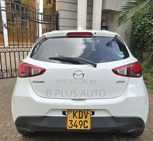 Mazda Demio 2018 White